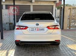 تۆیۆتا کامری